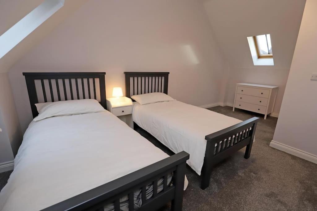 Royal Hillsborough Village Luxury Townhouse Экстерьер фото