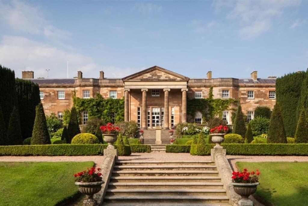 Royal Hillsborough Village Luxury Townhouse Экстерьер фото